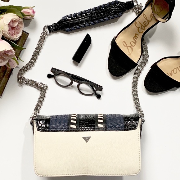 🎉🎉HP🎉🎉 Gorgeous Sam Edelman Shoulder Bag - Picture 2 of 8